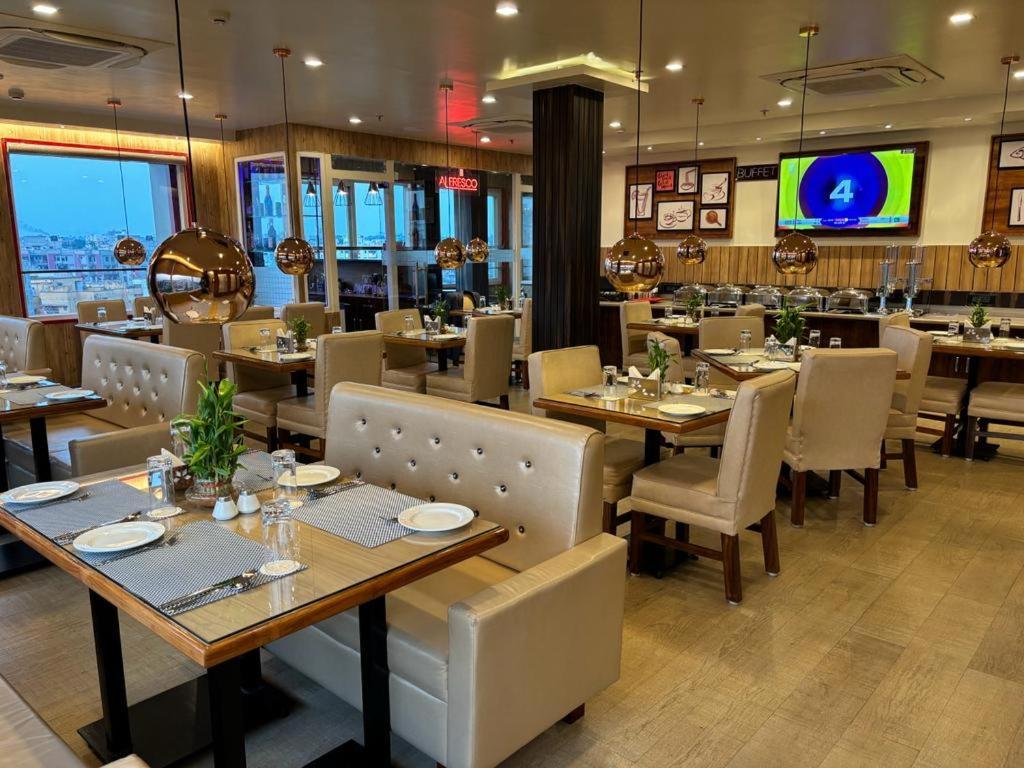 Hotel Golden Orbit Asansol Экстерьер фото